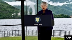 美国财政部长耶伦在意大利斯特雷萨出席G7财长会议期间发表讲话。（2024年5月23日）