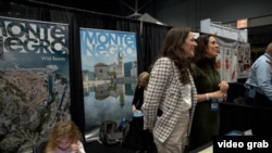 Crnogorski štand na sajmu u Njujorku (Foto: VOA)