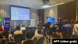 ዋና ዳይሬክተር ዓለምለኸ ትካል ፍልሰተኛታት ኤሚ ፖፕ ኣብ ኣዲስ ኣበባ