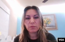 美国维吾尔协会主席埃尔菲达·伊尔特比尔