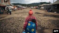 Deux territoires du Nord-Kivu, Rutshuru et Masisi (où est située Mweso), sont en proie 2021 à un conflit qui oppose la rébellion du M23, appuyée par des unités de l'armée rwandaise, à l'armée congolaise, associée à des groupes armés et deux sociétés militaires étrangères.