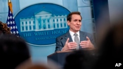 존 커비 미국 백악관 국가안보회의(NSC) 전략소통조정관이 23일 정례브리핑을 하고 있다.