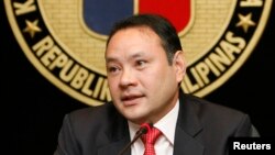 资料照：菲律宾国防部长吉尔伯特·特奥多罗（Gilbert Teodoro）