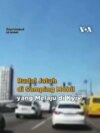 Rudal Jatuh di Samping Mobil yang Melaju di Kyiv
