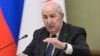 Abdelmadjid Tebboune a signé deux décrets présidentiels pour octroyer des mesures de grâce à plus de 4.000 détenus. 