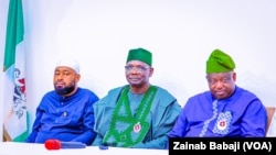 Daga Hagu: Gwamnan jihar Neja, Mohammed Umar Bago, Gwamnan jihar Nasarawa, Abdullahi Sule, Gwamnan jihar Filato, Caleb Muftwang