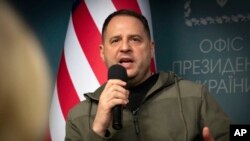 ARHIVA - Šeš kabineta ukrajinskog predsednika Andrij Jermak (Foto: AP/Efrem Lukatsky)