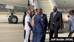 Menteri Pertahanan A.S. Lloyd Austin tiba di Port Moresby, Papua Nugini, 26 Juli 2023.