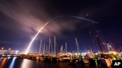 Pogled na lansiranje sa Floride (Foto:Malcolm Denemark/Florida Today via AP)