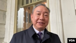 驻美国台北经济文化代表处代表俞大㵢在与美国国会议长会面后接受媒体采访。(2024年1月9日，美国之音锺辰芳拍摄）