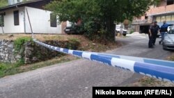 Policija sprovodi uviđaj na Cetinju (Foto: RFE/RL/Nikola Borozan)