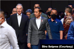 Presiden Jokowi bersama Dewan Komite Pembangunan IKN Nusantara Tony Blair. (Foto: Courtesy/Setpres)