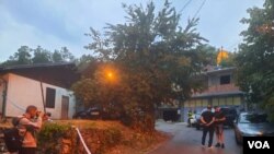 Policija i novinari na mestu pucnjave u Cetinju, 12. avgusta 2022.