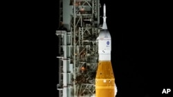 美国国家航空航天局推迟星期一发射宇宙发射系统火箭的计划（ 2022年8月29日）