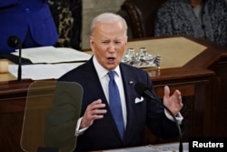 Presiden AS Joe Biden berbicara selama pidato Kenegaraan di US Capitol di Washington, DC, AS, 1 Maret 2022. (Foto: Al Drago via REUTERS)