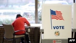 Amerikanci imaju mogućnost da glasaju i pre izbornog dana, 8. novembra