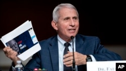 ARHIVA - Vodeći američki epidemiolog doktor Entoni Fauči (Foto: AP/Greg Nash/Pool)