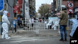 Pemerintah China masih terus menerapkan kebijakan lockdown ketat terkait COVID-19, termasuk di ibu kota Beijing (24/11). 