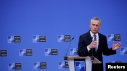 Sekretaris Jenderal NATO Jens Stoltenberg berbicara dalam konferensi pers di Brussels, Belgia, pada 16 Maret 2022. (Foto: Reuters/Johanna Geron)
