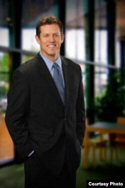 华盛顿市律师戴维·本诺维茨 (图片来自 Price Benowitz LLP)