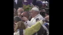 乌克兰难民在马耳他参加教宗主持的弥撒 