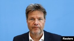 Menteri Ekonomi Jerman Robert Habeck berbicara di Berlin (foto: dok). 