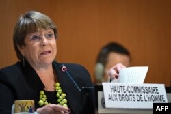 Pejabat tinggi urusan HAM PBB Michelle Bachelet, 28 Februari 2022. (Fabrice COFFRINI / AFP)