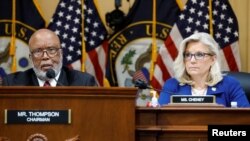 Liz Čejni je kopredsedavala Odborom za istragu o napadu na Kongres 6. januara 2021.