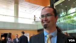 阿拉斯加州哈罗市原住民部落组织负责人之一哈察瑞克Nagurak Harcharek（美国之音黎堡）