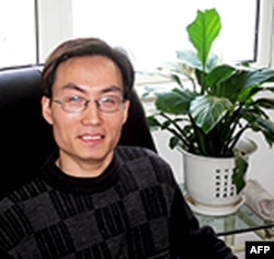 伊力哈木的辩护律师李方平