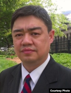 吾尔开希近照 （吾尔开希博客图片）