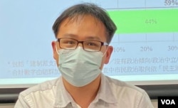 香港伍伦贡学院社会科学院助理教授李敏刚认为，中国大陆的”动态清零”政策也可以有不同的应对，并非铁板一块不能讨论 (美国之音/汤惠芸)
