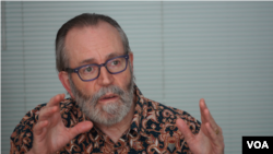 Carl Ernst, Peneliti dan Dosen University of North Carolina (VOA)