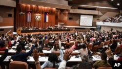 Suasana sidang di gedung parlemen Kuba di Havana, 19 April 2018. (Foto: dok).