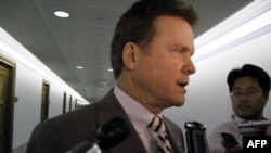 Thượng nghị sĩ Jim Webb, Chủ tịch Tiểu ban Đông Á, Ủy ban Đối ngoại Thượng Viện