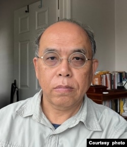 香港民意研究所前副行政总裁钟剑华。（钟剑华提供）