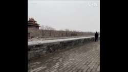 亲朋相继因新冠离世 新年将至却欢庆不再 