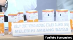 Obat yang ditampilkan BPOM dalam keterangan kepada media, yang diduga mengandung cemaran bahan berbahaya.foto screenshot
