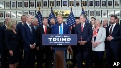 Donald Tramp na sastanku sa Nacionalnim republikanskim senatskim komitetom (AP Photo/Evan Vucci)