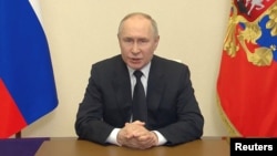 Presiden Rusia Vladimir Putin menyalahkan intimidasi Ukraina ikut mendasari serangan teroris di pinggiran Moskow, Senin (25/3). 