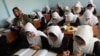 Gadis-gadis Afghanistan belajar di sekolah Kabul. (Foto: Courtesy/UNAMA)