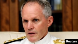 美国第七舰队司令菲利普·索耶中将(资料照)