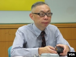 台湾师范大学政治学研究所教授范世平 （美国之音张永泰拍摄）
