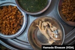 A serving of chicken feet, one of the cheapest alternatives to chicken, which the Egyptian Ministry of Health and Population’s National Nutrition Institute recently suggested for budget-crunched households.