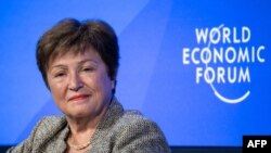 Kepala Dana Moneter Internasional (IMF) Kristalina Georgieva saat menghadiri pertemuan tahunan Forum Ekonomi Dunia (WEF) di Davos, 17 Januari 2023. (Fabrice COFFRINI / AFP)
