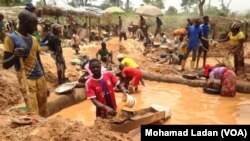 Wurin Hakar Zinari a Kasar Kamaru