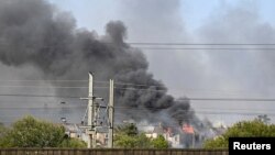 Požar u istočnom Londonu (Foto: REUTERS/Tony O'Brien)