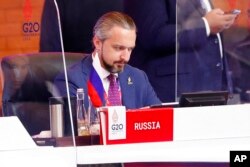 Deputi Menteri Keuangan Rusia Timur Maksimov menghadiri Pertemuan Menteri Keuangan dan Gubernur Bank Sentral G20 di Nusa Dua, Bali, Jumat, 15 Juli 2022. (Made Nagi/Pool via AP)