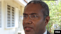 资料照：所罗门群岛议会外交关系委员会主席，反对党议员彼得·凯尼洛里(Peter Kenilorea Jr.) （美国之音记者久岛拍摄）