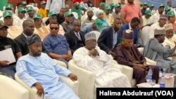 Dan takarar shugaban kasa na jam'iyyar APC mai mulki, Asiwaju Bola Ahmed Tinubu da c.